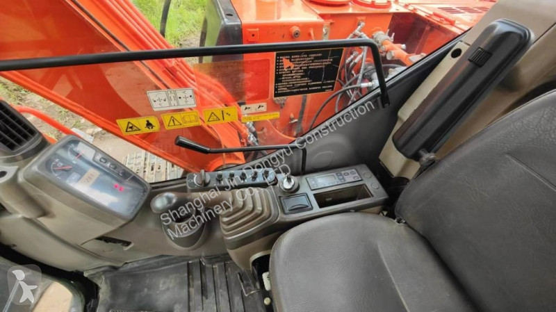 Excavadora Hitachi