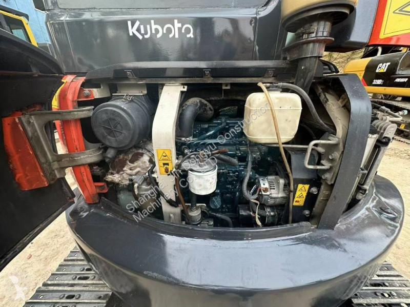 Escavadora Kubota KX163