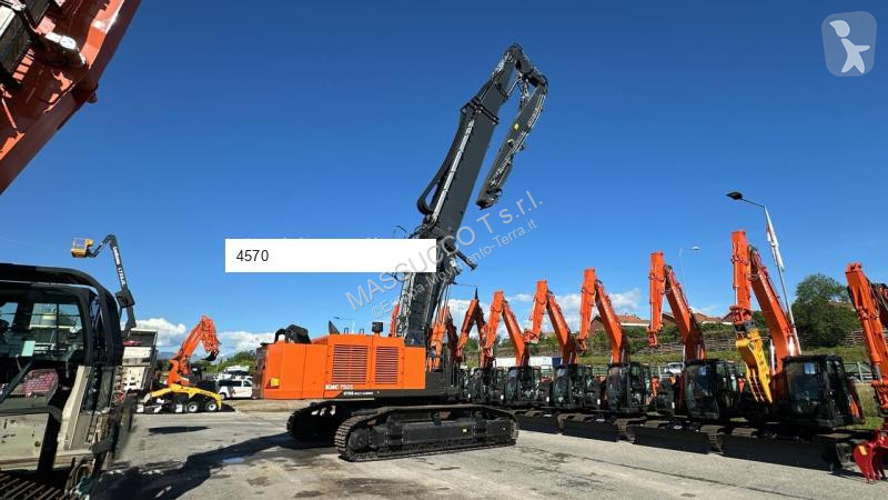 Escavatore Hitachi KMC750S-7