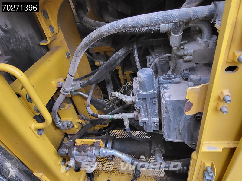 Graafmachine Komatsu PC700 LC -11