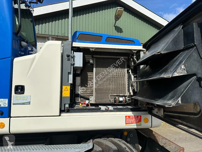 Excavator Liebherr A