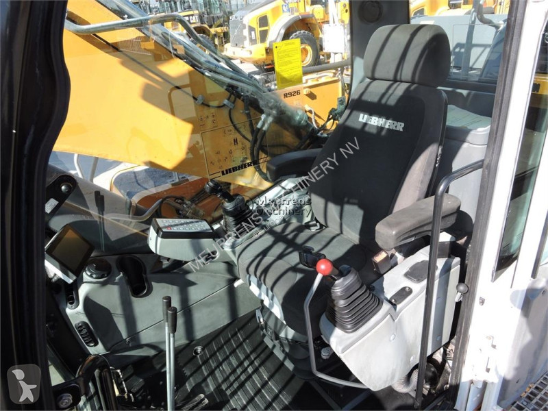 جرافة Liebherr R926LC