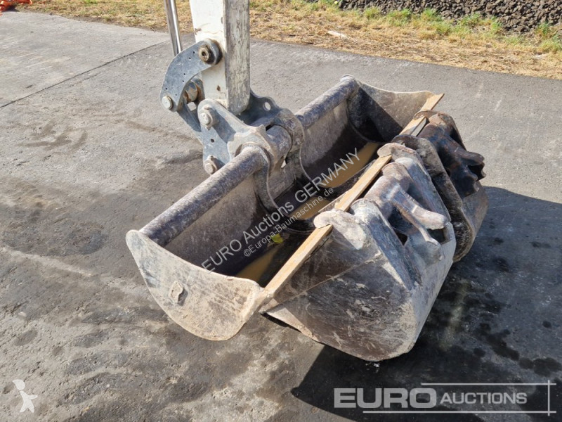 Escavadora Bobcat Z