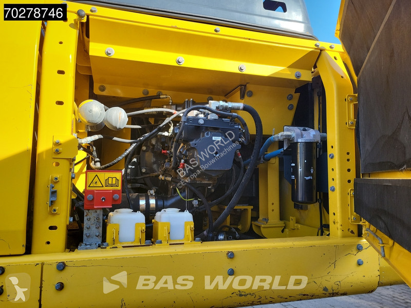 Lopatový nakládač Komatsu PC390 HRD -11 UHD -...