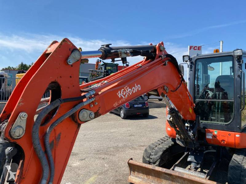 جرافة Kubota U55-4 1er Main/Certificat CE...