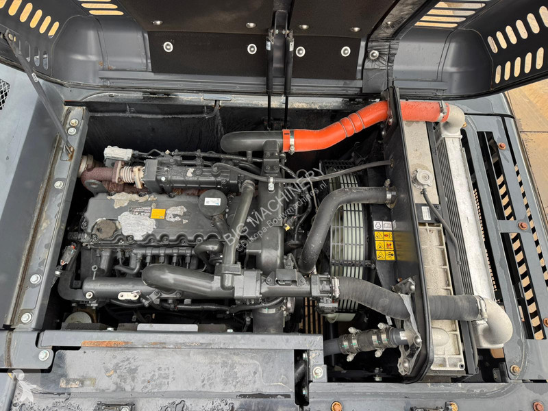 جرافة Doosan -5