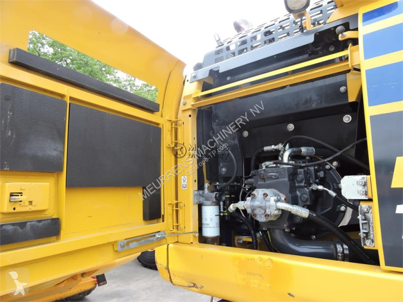 جرافة Komatsu -10 German+New tyres