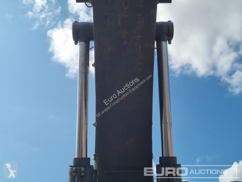Graafmachine Volvo EC380EL