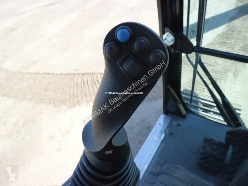 Escavatore Caterpillar 323 LR