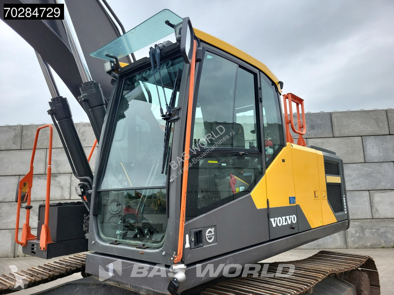 Escavadora Volvo EC200 E L