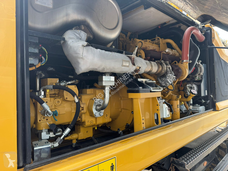 Excavator Caterpillar MF