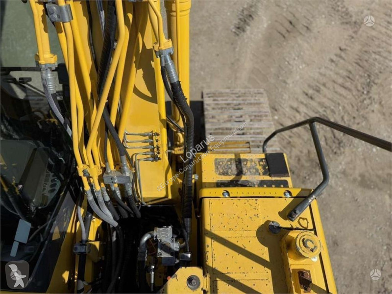 Excavator Komatsu LC-8