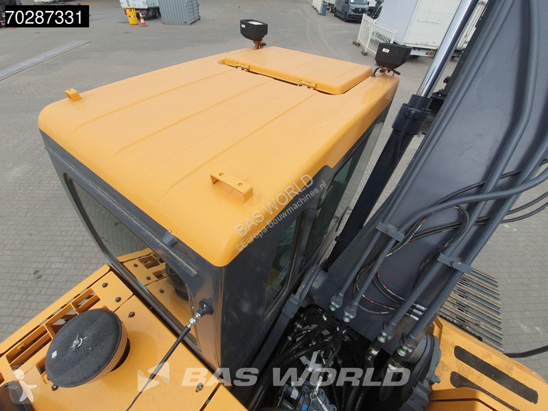 جرافة Hyundai R245 LR LRE - LONG REACH