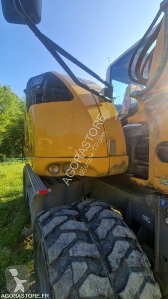 Excavator Liebherr A 912 COMPACT