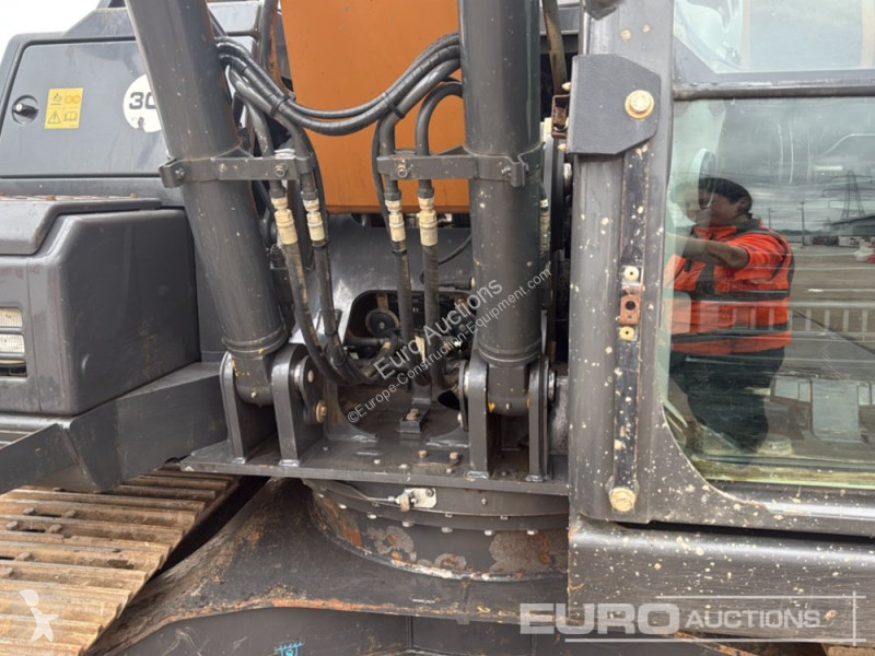 Escavatore Case D