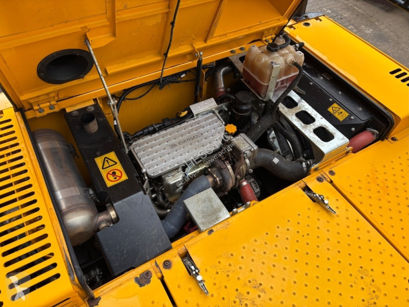 Escavadora JCB 220 XL 4F - 220 X