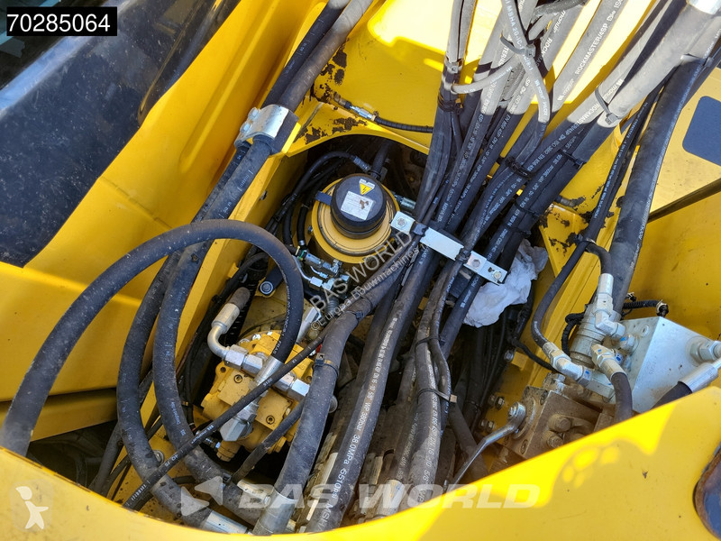 Excavator Komatsu PW148 -8