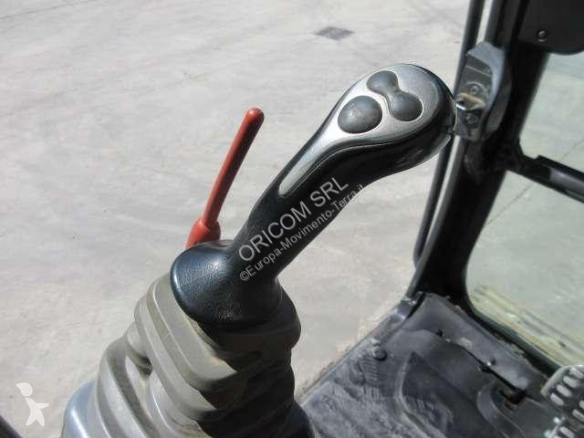 Escavadora Hitachi ZX160 LC-5B