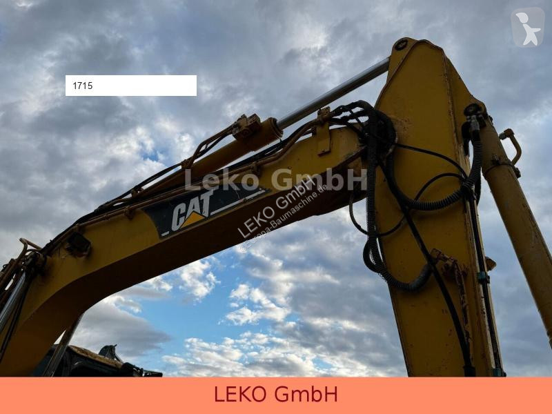 Lopatový nakládač Caterpillar 311C Mit Zwei...