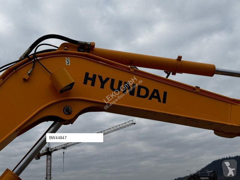 جرافة Hyundai Robex 55W-9A