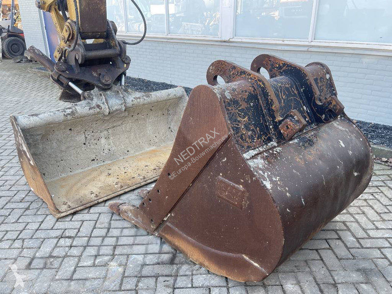 Excavator Caterpillar 2012 CE