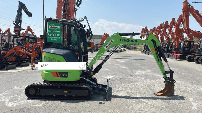 Escavatore LiuGong 9027FE