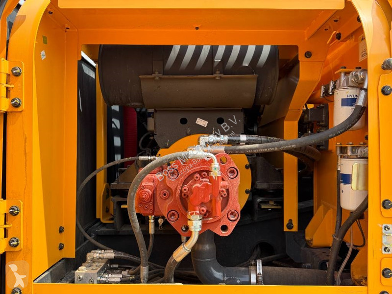 Escavadora Hyundai R215L Smart Plus *2025...