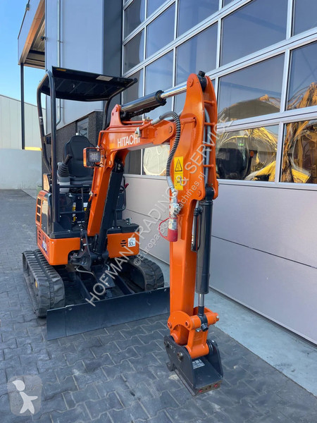 Escavadora Hitachi ZX19-6