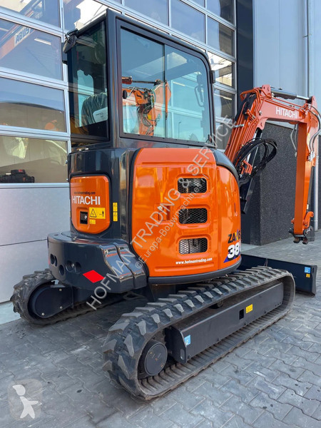 Escavadora Hitachi ZX38U-6 | A/C