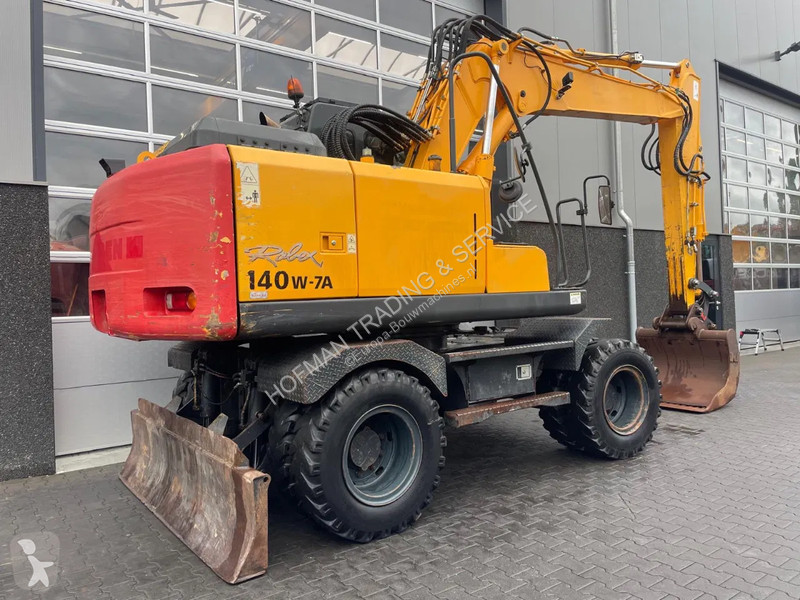 Escavatore Hyundai R140W-7A