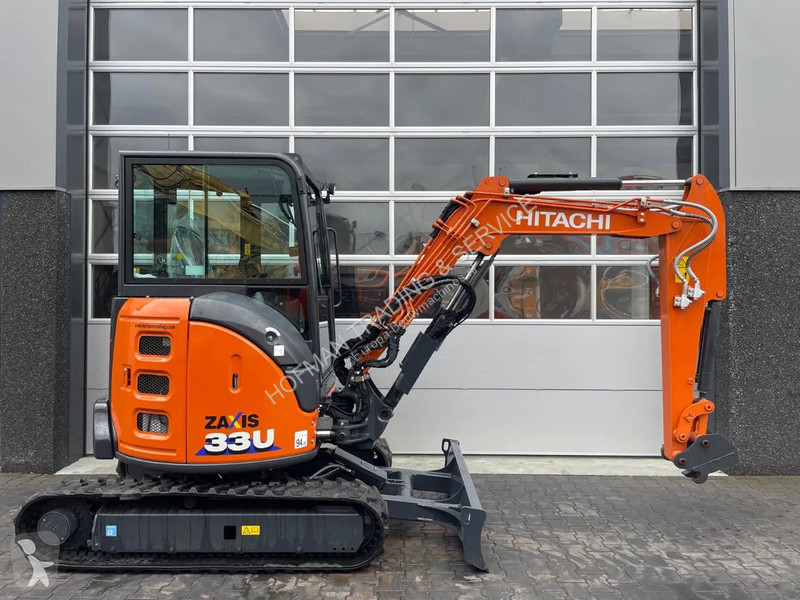 Escavadora Hitachi ZX33U-6 | A/C
