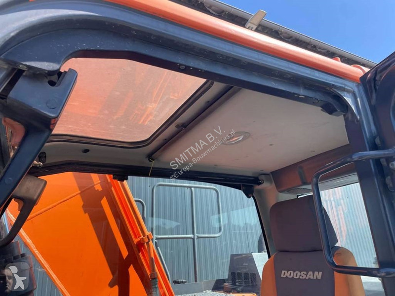 جرافة Doosan -5