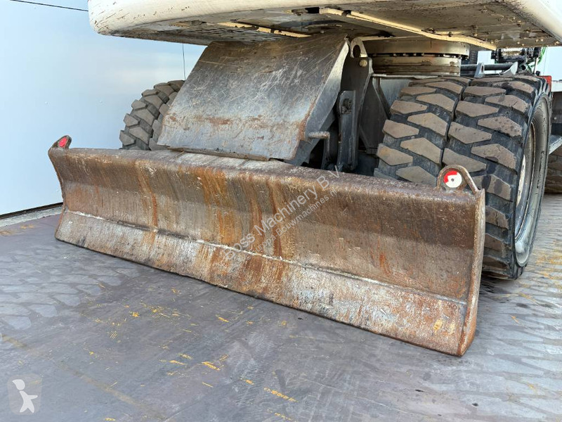 Escavadora Volvo - Tiltrotator / Triple Boom /...
