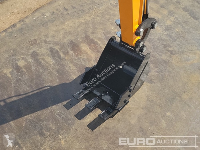 Escavatore JPC HT12