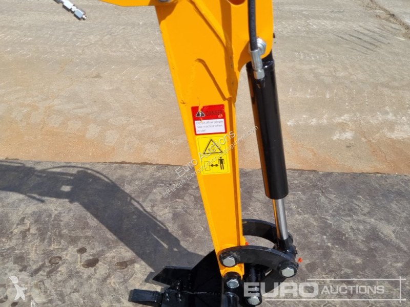 Escavadora JPC HT12