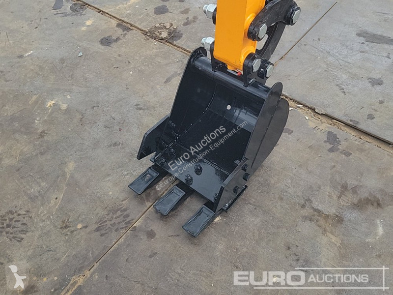Escavatore JPC HT12