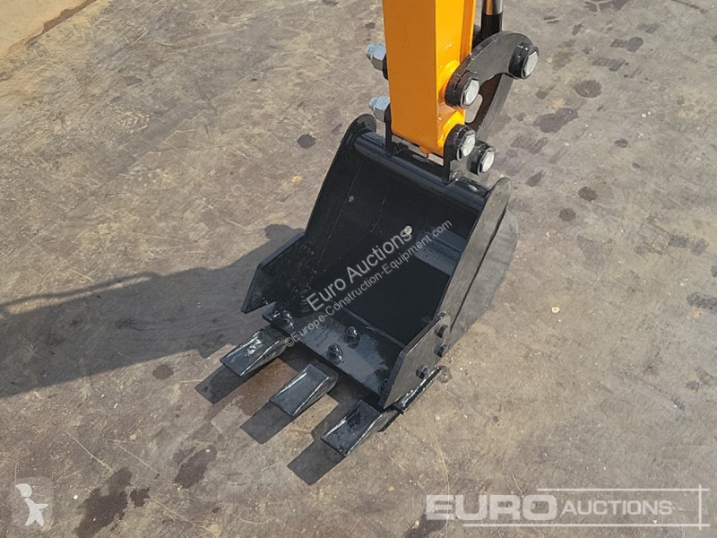 Escavadora JPC HT12