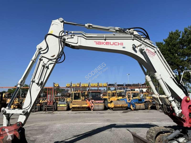 Skovl Takeuchi