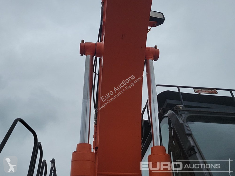 Excavadora Hitachi -6