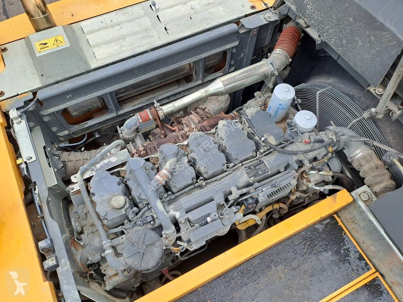 Escavadora Liebherr