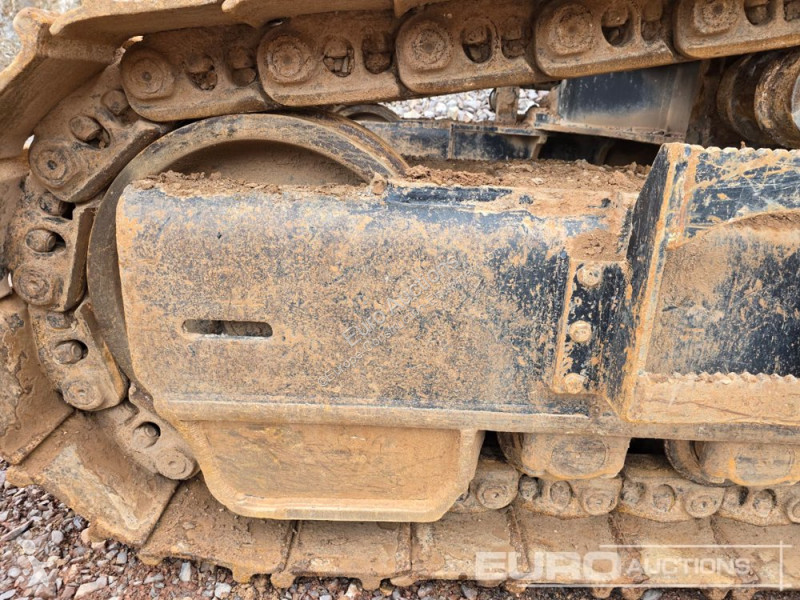 جرافة Caterpillar 390FL