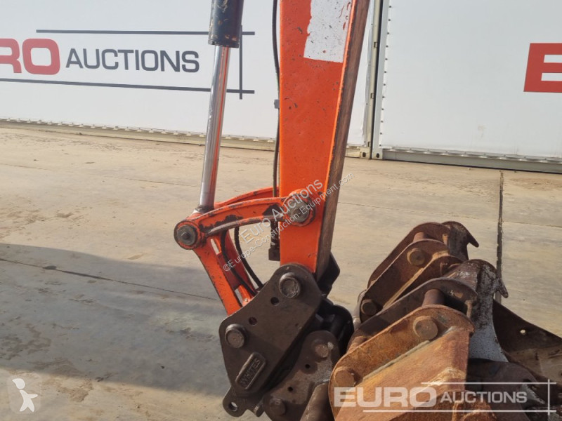 Escavatore Kubota KX080-4A