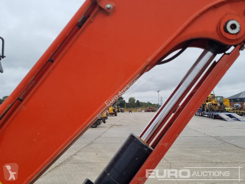 جرافة Kubota U48-4