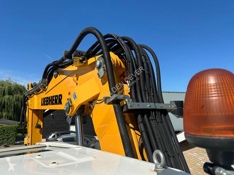 جرافة Liebherr A916