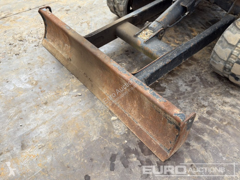 Excavator JCB L