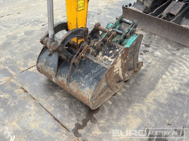 جرافة JCB 16C-1