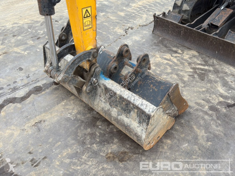 جرافة JCB 16C-1