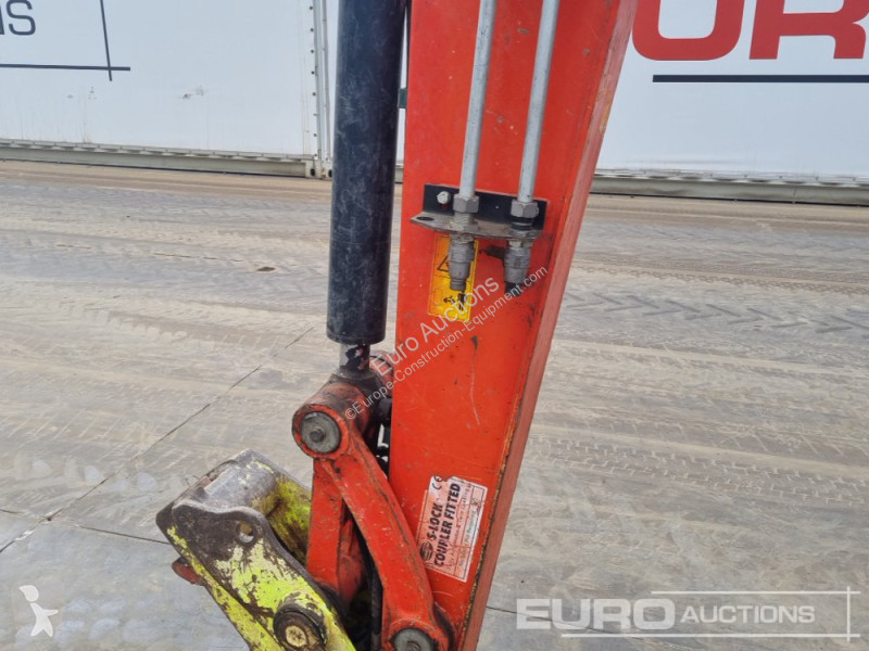 Escavadora Kubota KX080-4A2