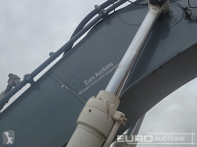 Lopatový nakládač Daewoo S255LC-V