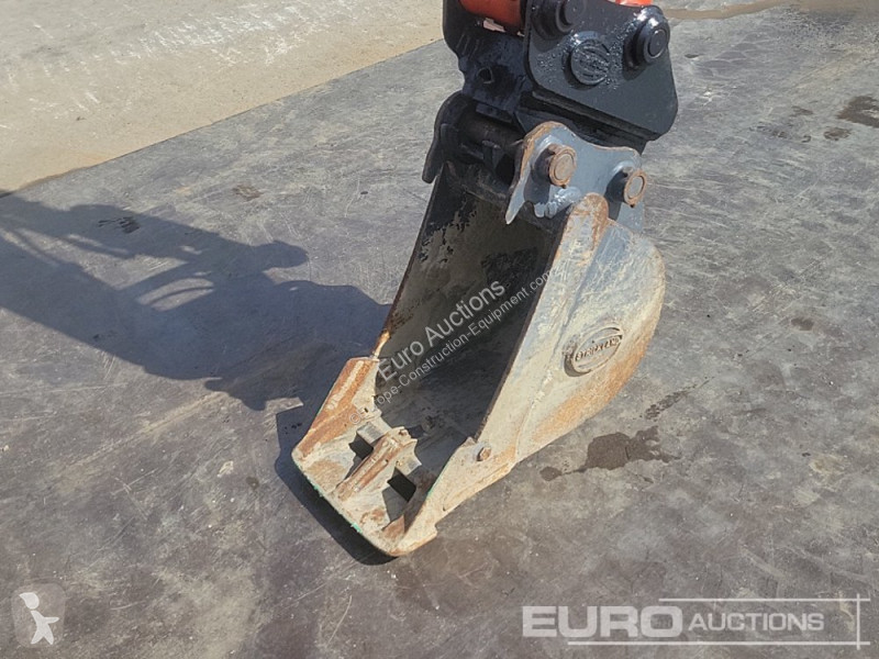 Lopatový nakládač Kubota U36-4